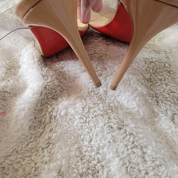 Christian Louboutin Just Nothing Nude Heels - Picture 3 of 4